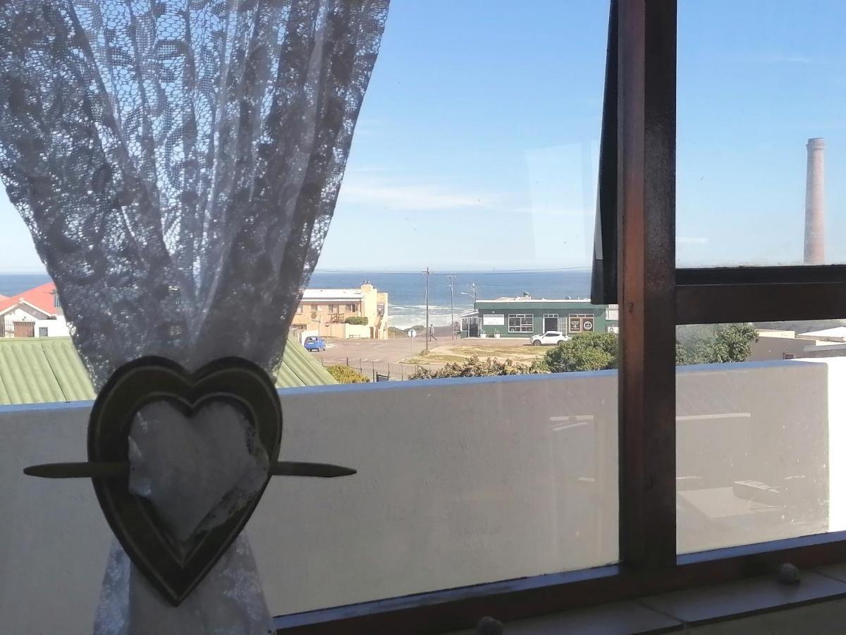 Bokkomblommetjie Lambertʼs Bay Kültér fotó